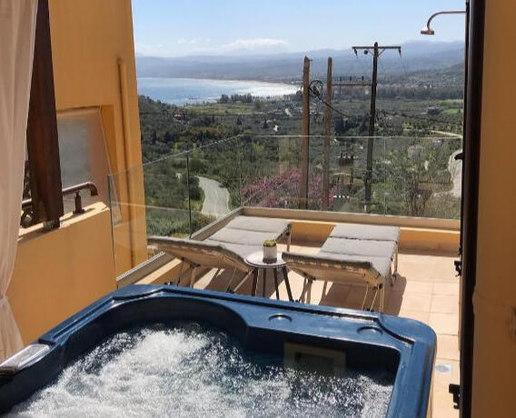 Crete_Holiday_Apartment_with_Hot_Tub